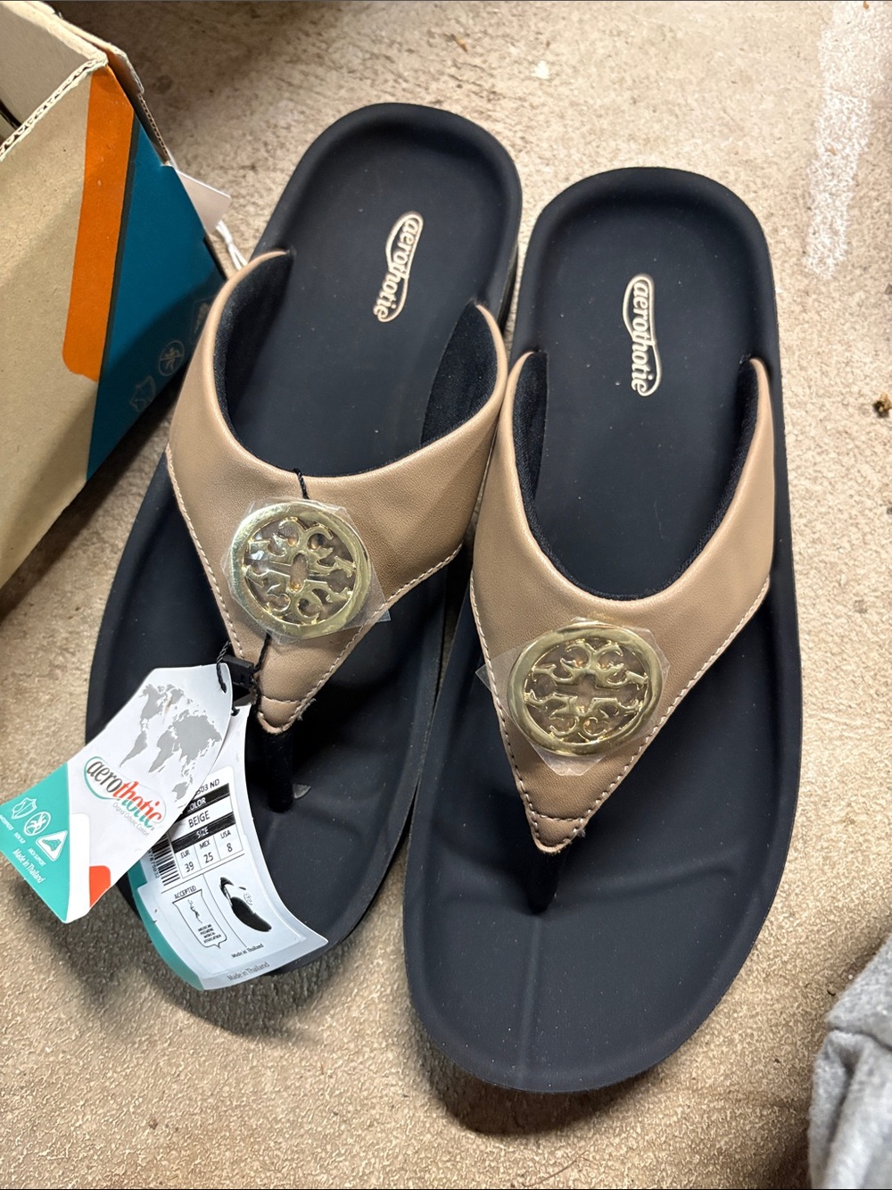 Tan Aerothotic flip flops with Gold Emblem - Women